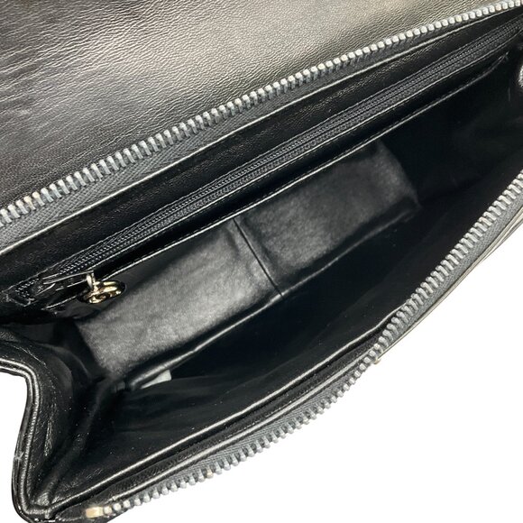 Chanel Vintage 1990\'s Black Quilted Patent Leather Backpack main image 11